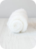 DHG 100gm Batt - 100% NZ Wool -  A blend of New Zealand carded wools (27 microns)